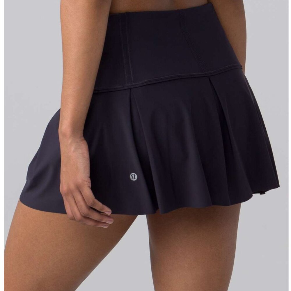 lululemon Lost in Pace Skirt Blue - Boysenberry - Size 6
